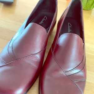 Women’s Clarks loafers, size 8.5